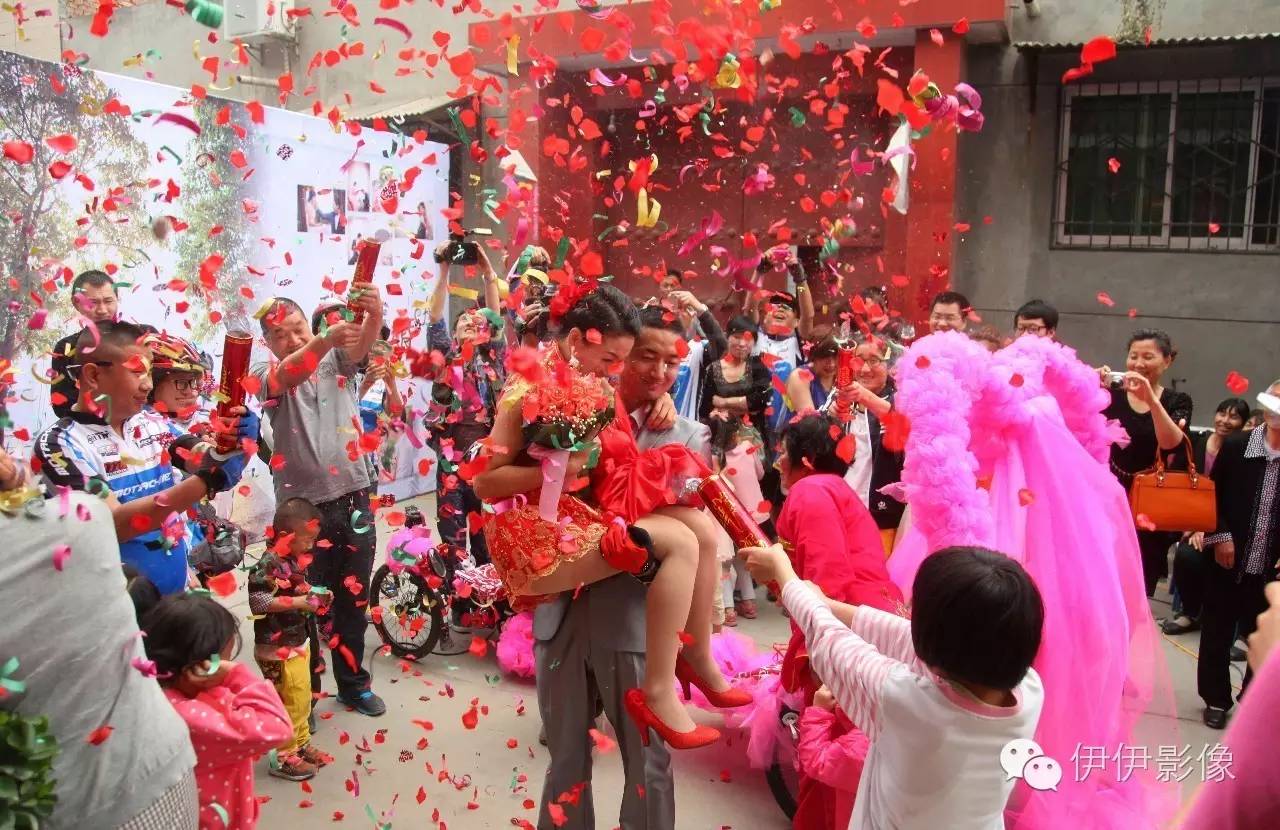 陜西渭南夢幻婚禮體驗(yàn)，科技與傳統(tǒng)的完美融合最新結(jié)婚視頻重磅推出