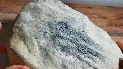 水玻璃價(jià)格走勢(shì)及選購指南，市場趨勢(shì)與影響因素解析