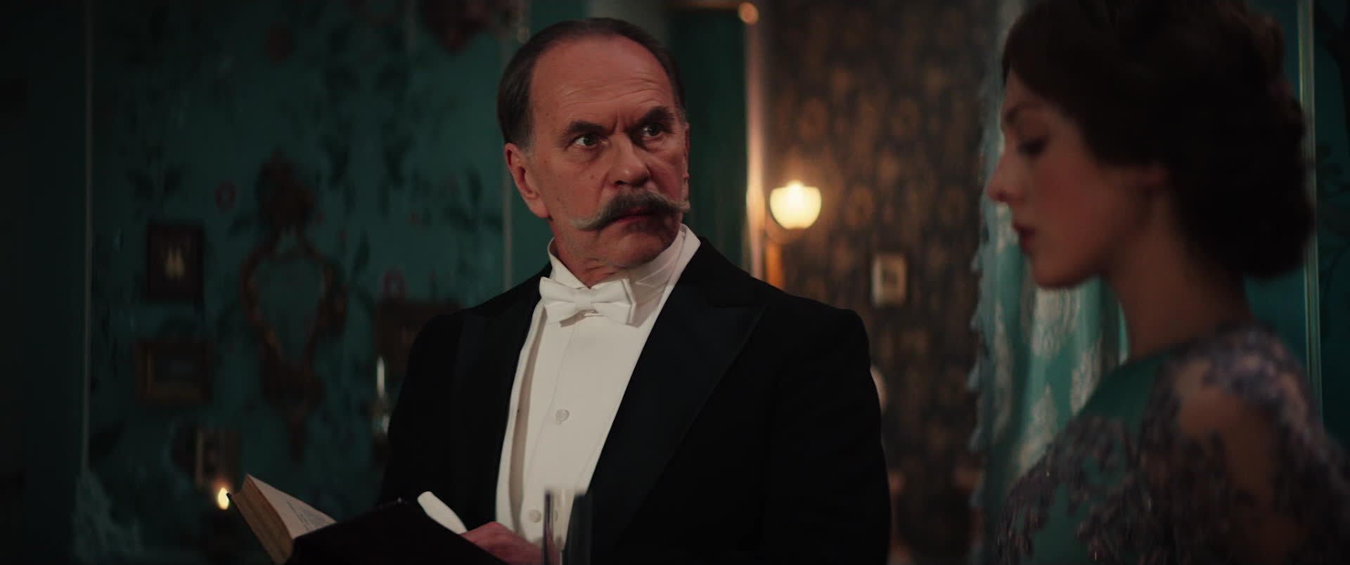 銀鞋電影,銀鞋電影，探索銀幕上的銀色魅力