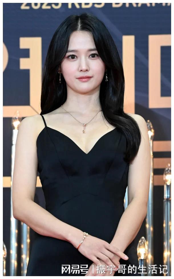 韓國知名女明星的成長之路，如何成為下一個(gè)熒幕之星指南