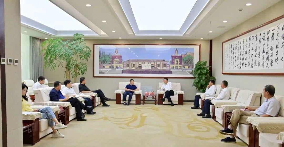 玲瓏輪胎上市，探尋小巷新星之輪胎界新星玲瓏輪胎小店的獨特魅力