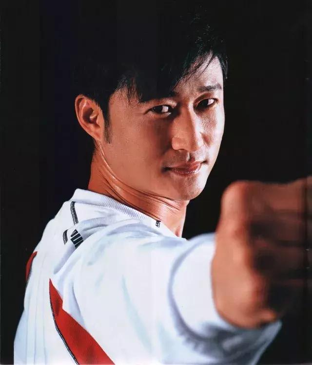 拳武王最新視頻，科技之巔，體驗(yàn)未來(lái)之力的震撼戰(zhàn)斗！