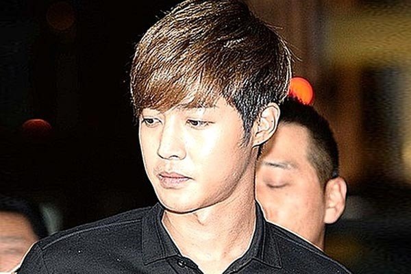 韓國(guó)老男明星力薦的高科技產(chǎn)品，重塑生活品質(zhì)，引領(lǐng)科技潮流新風(fēng)尚！