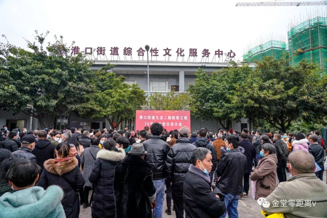 金堂縣清江鎮(zhèn)科技風潮涌動，高科技產(chǎn)品開啟未來生活新篇章