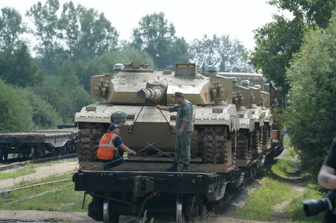 最新坦克科技資訊，重塑未來戰(zhàn)爭體驗，巨獻來襲