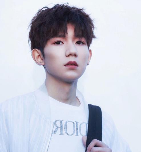 抽煙明星,抽煙明星，星光背后的選擇與影響