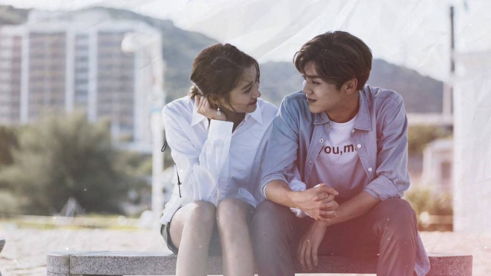 鹿晗關(guān)曉彤電視劇的心靈覺醒之旅，自然之旅的啟示