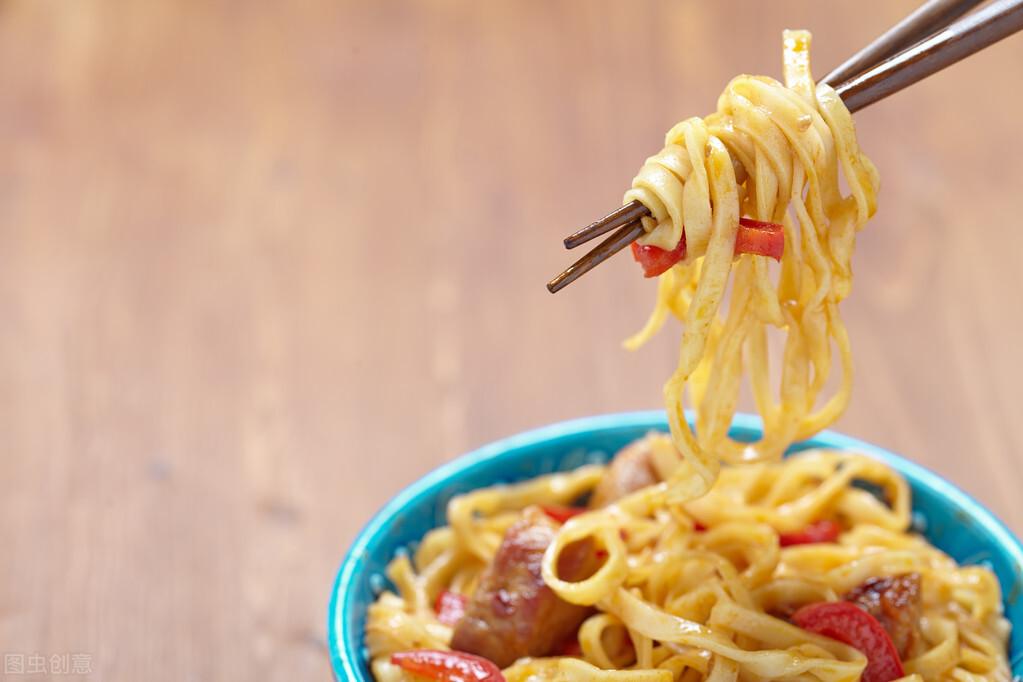 最新快餐食譜，創(chuàng)新與傳統(tǒng)交融的探尋之路？