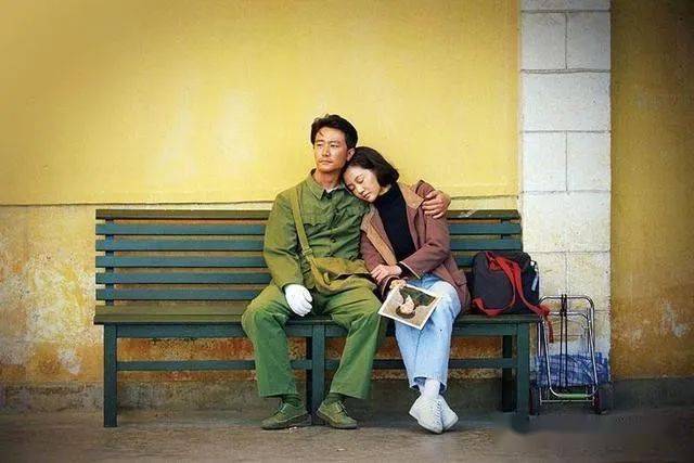 探索小巷中的特色小店，遠(yuǎn)離色情電影，感受生活的魅力