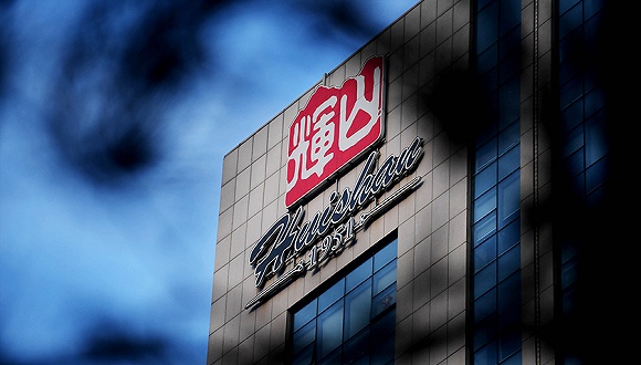 輝山乳業(yè)最新動(dòng)態(tài),輝山乳業(yè)最新動(dòng)態(tài)，小巷中的乳業(yè)瑰寶