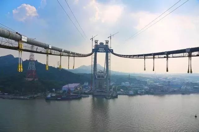 鎮(zhèn)江長江大橋最新進展，自然美景之旅的新里程碑成就揭秘！