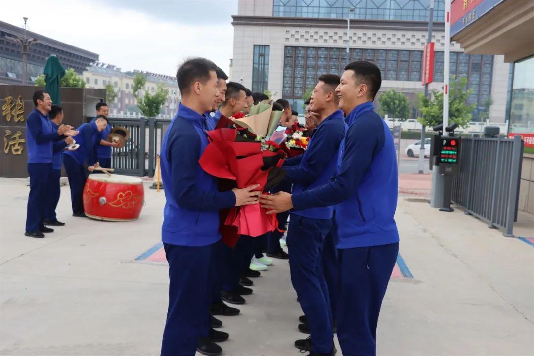 最新戰(zhàn)斗風(fēng)采，自然美景的心靈之旅戰(zhàn)斗風(fēng)采展示