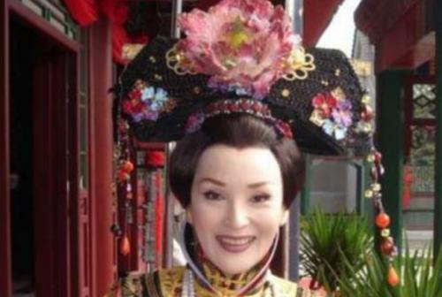 青島女明星閃耀之路，聚焦地方明星的輝煌之旅