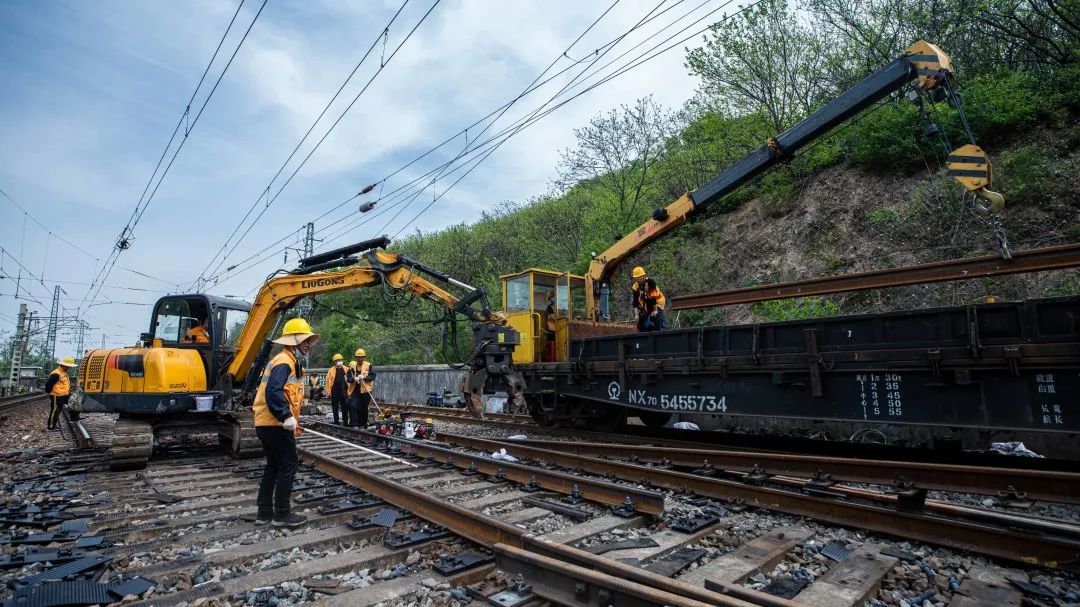 舞鋼月益鐵路最新動(dòng)態(tài)揭秘，小巷中的隱藏瑰寶探秘之旅