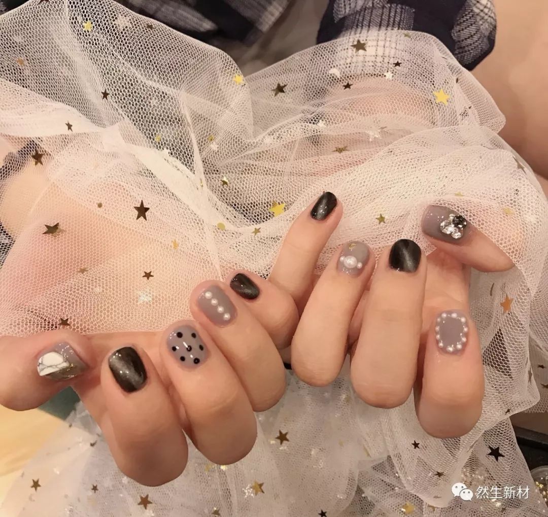 最新美甲款式圖集,最新美甲款式圖集，時尚、潮流與個性的完美融合