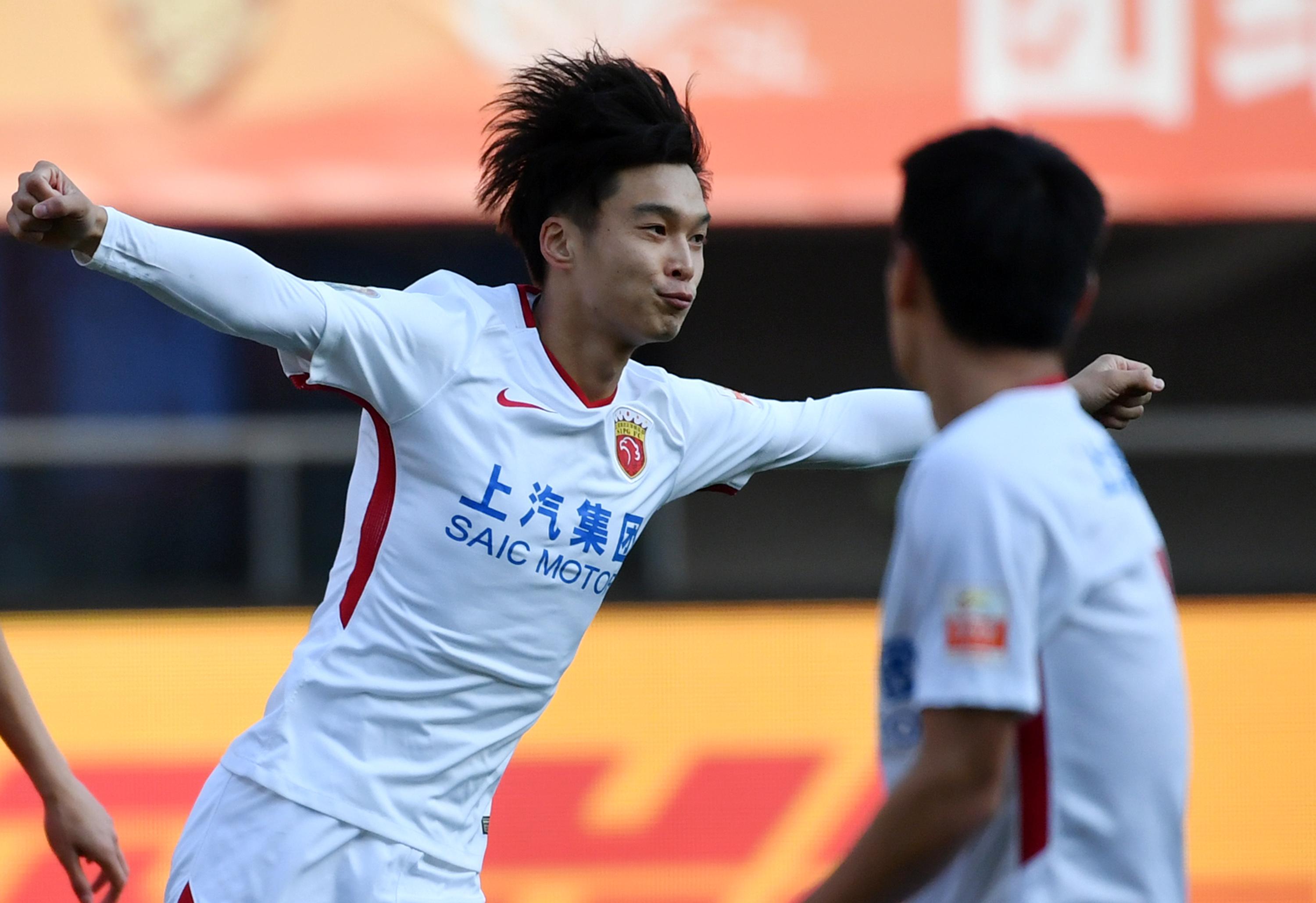 上港今日賽事與小巷中的獨(dú)特風(fēng)情，隱藏魅力小店的探索