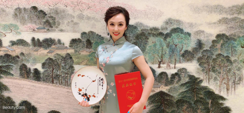 張燕演員，星光熠熠，演技非凡