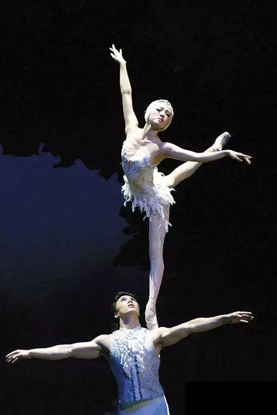 演員蕾，熒幕上的璀璨之星傳奇