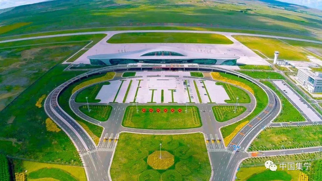 烏蘭察布航班時刻更新，巷弄深處的飛行夢想與獨(dú)特小店之旅