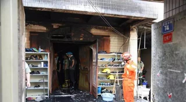 常熟大火最新進(jìn)展，變化中的力量，希望之光閃耀城市之夜