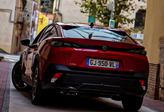 2025年底新車上市，行業(yè)趨勢與個(gè)人觀點(diǎn)的深度探討