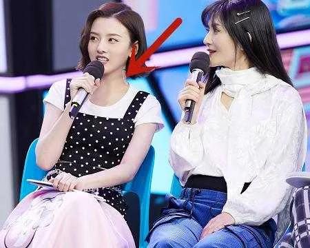 明星騎脖子,明星騎脖子，娛樂圈的獨特互動瞬間