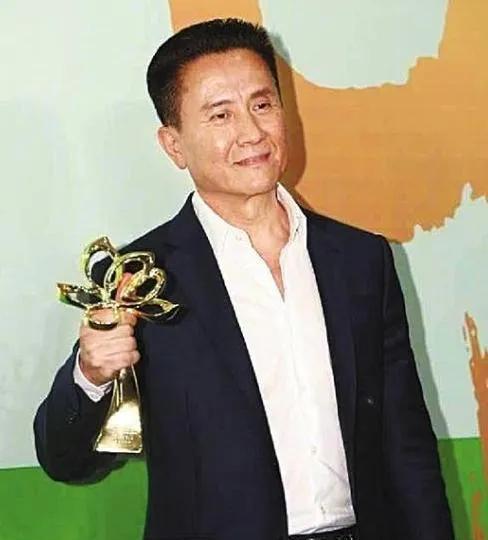 演員張志堅(jiān)前妻，力量與自信的閃耀之光