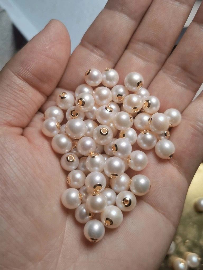 珍珠價(jià)格揭秘，多種因素決定其價(jià)值