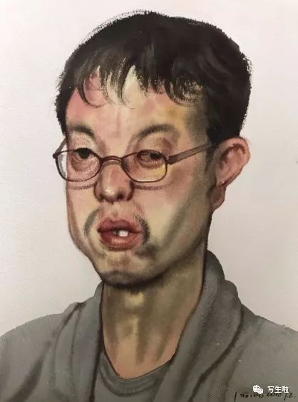 陳教授演員，學(xué)習(xí)之路上的變化與自信成就的力量