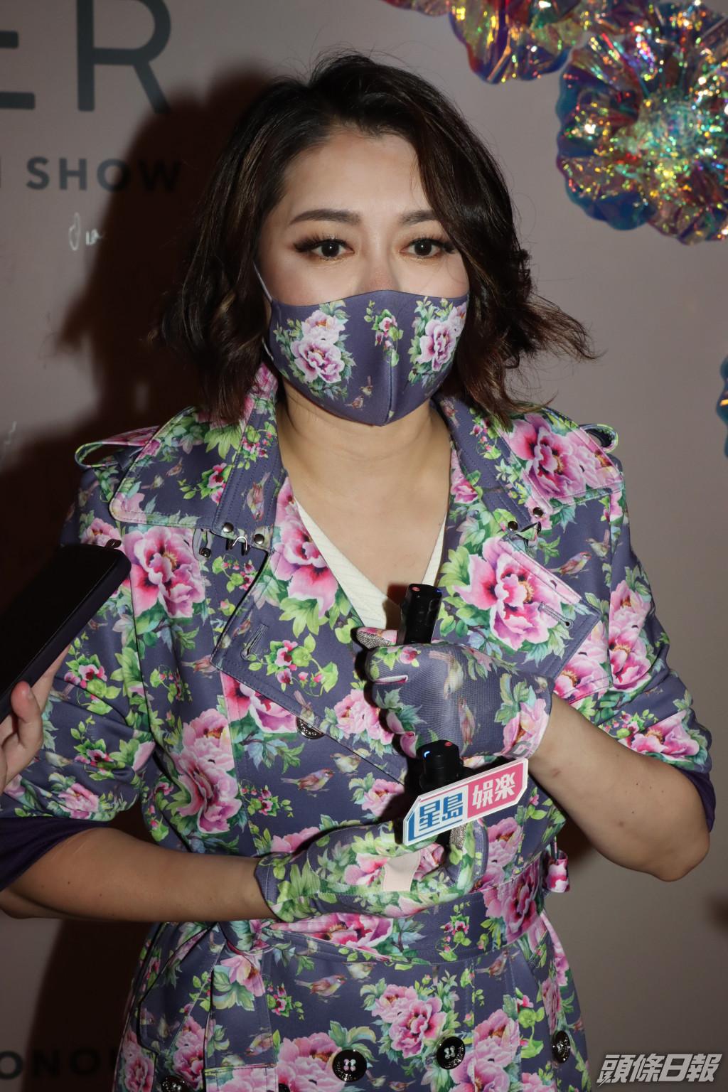 香港明星整容失敗背后的科技利器揭秘，全新智能美容儀重塑美麗新紀(jì)元！