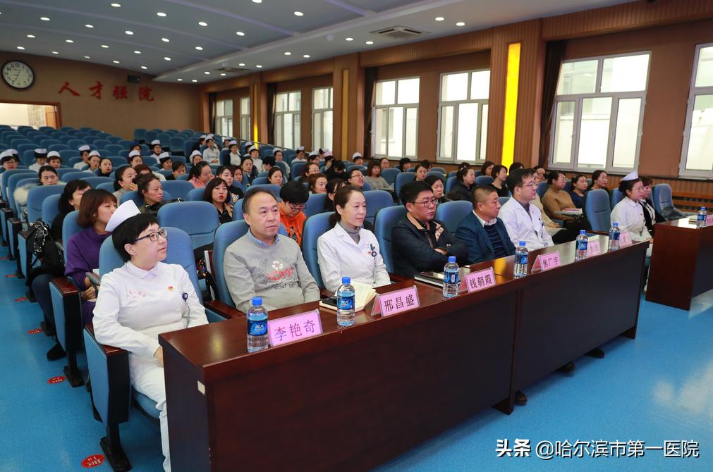 護(hù)士授課比賽，展現(xiàn)自信與成就的舞臺(tái)，點(diǎn)亮知識(shí)的燈塔