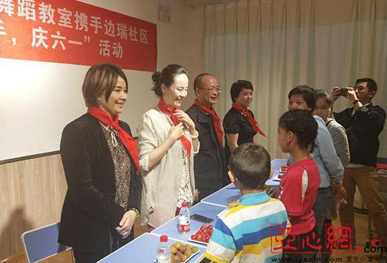 拜爾娜最新動態(tài)揭秘，小巷中的隱藏寶藏！