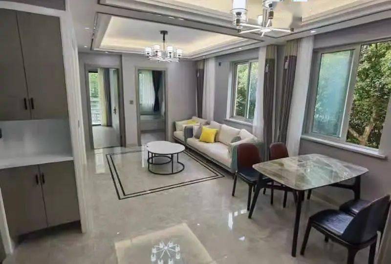 萬州新房推薦，與自然美景同行，開啟寧?kù)o探索之旅