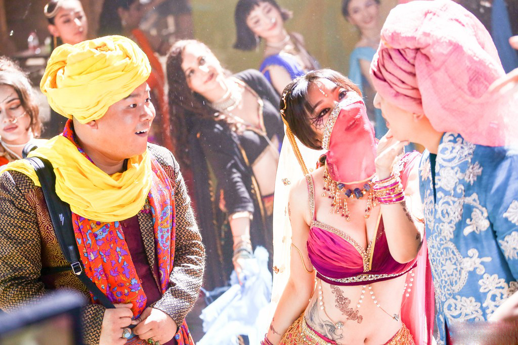 大鬧天竺演員的心靈與自然美景之旅