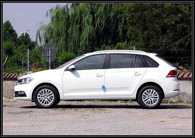 大眾桑塔納價(jià)格變動(dòng)背后的力量，學(xué)習(xí)、自信與趨勢(shì)分析