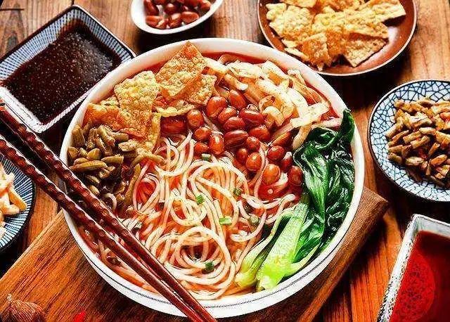 探索未來餐桌，最新創(chuàng)意美食無限可能