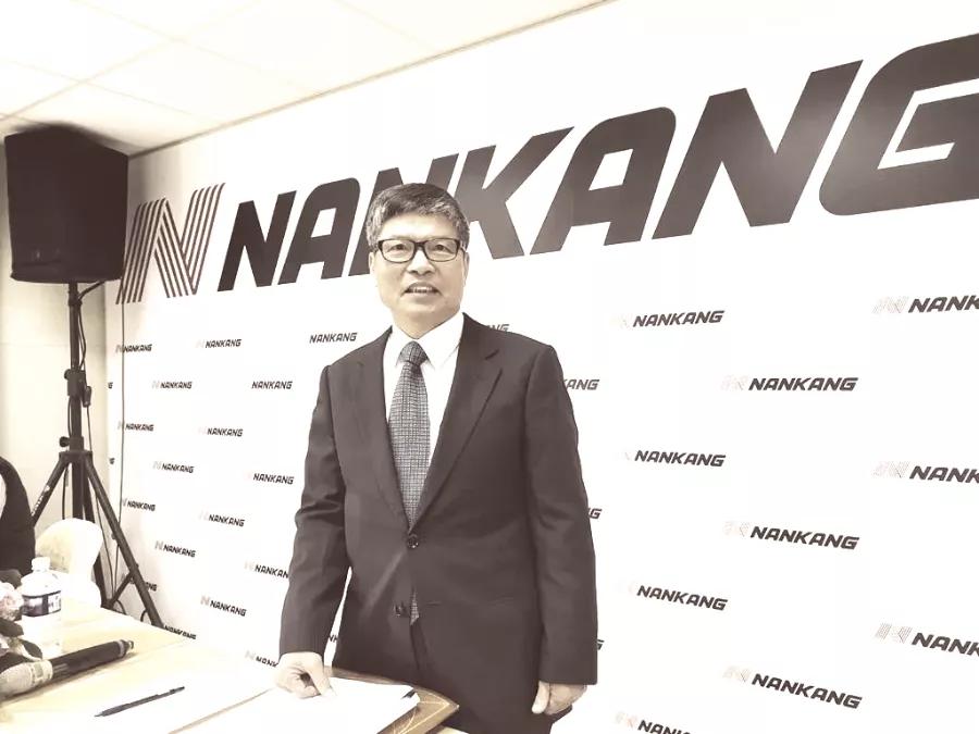 侯股票，股市風(fēng)云人物的投資洞察與策略解析