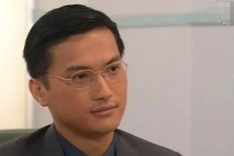 香港演員陳錦鴻，演藝之路的璀璨之星重磅來(lái)襲！