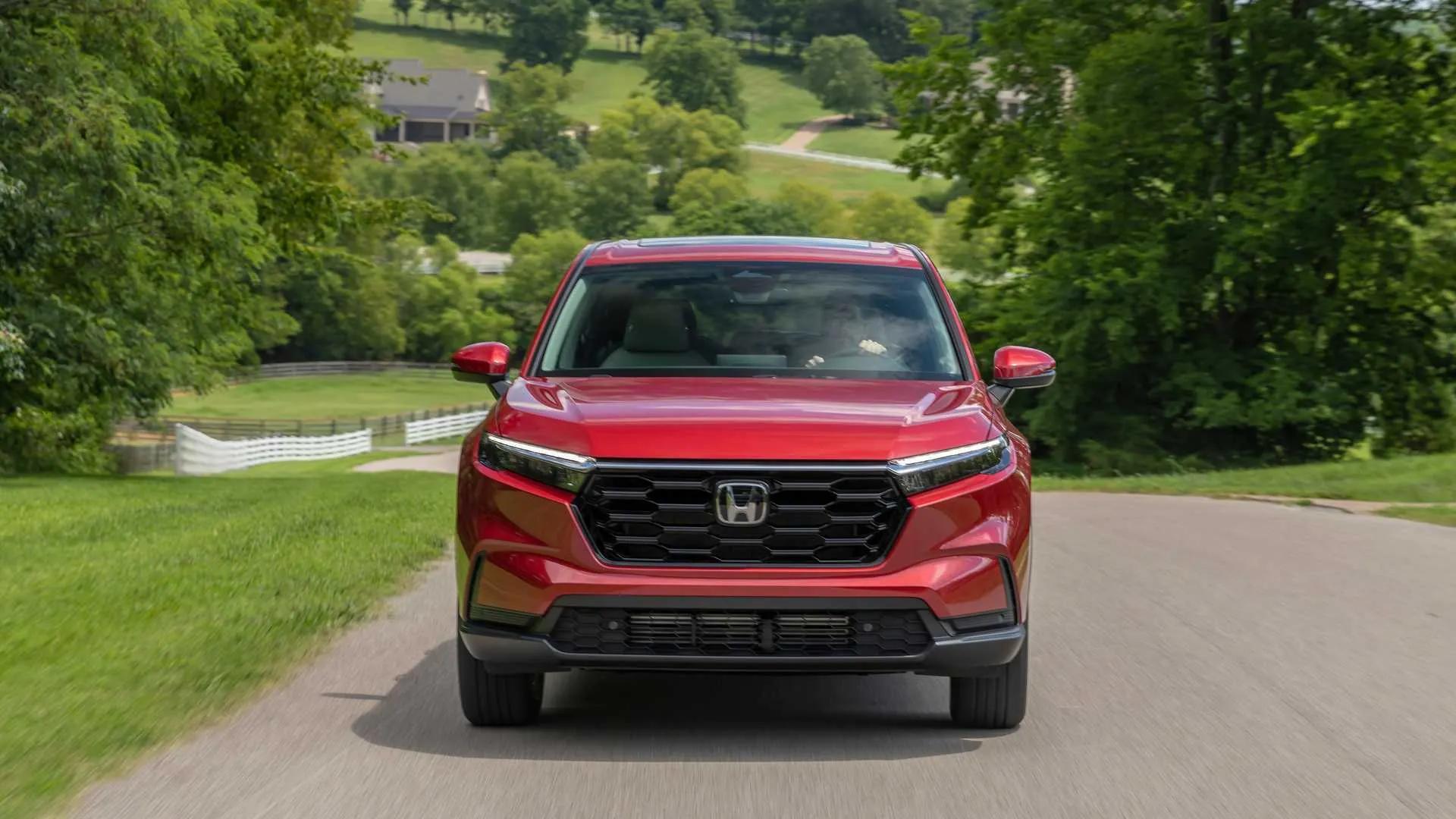 CRV最新款，與自然美景的邂逅，啟程內(nèi)心平靜之旅