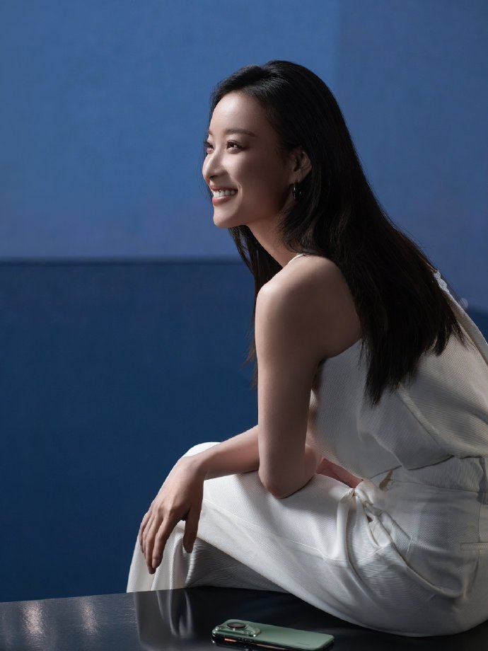 倪妮最新大片，時(shí)尚與藝術(shù)的絕美交融