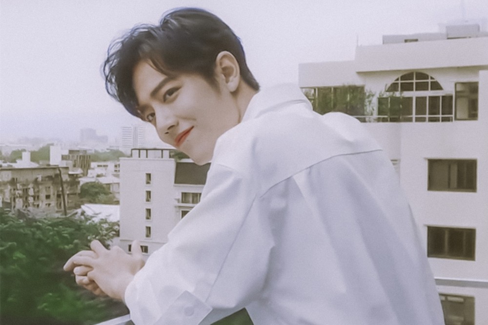 肖戰(zhàn)最新壁紙與小巷神秘小店，探索未知的吸引力