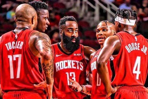 熱火與雄鹿對決剖析，最新數(shù)據(jù)下的戰(zhàn)場揭秘