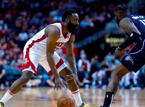 威少獨(dú)家專訪揭秘籃球巨星背后的故事與心路歷程