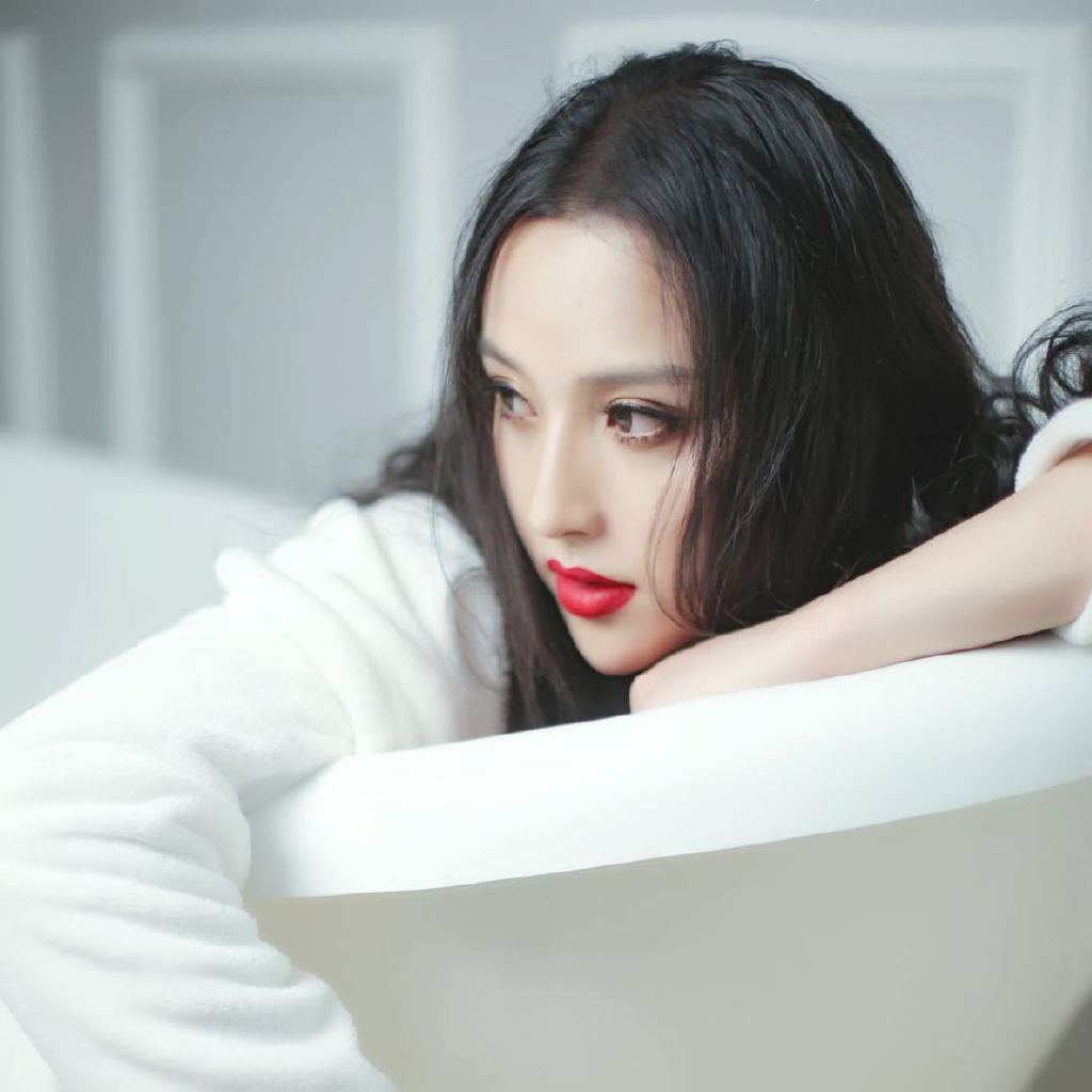 劉卡思的最新日常，友情、歡笑與家的溫馨時刻