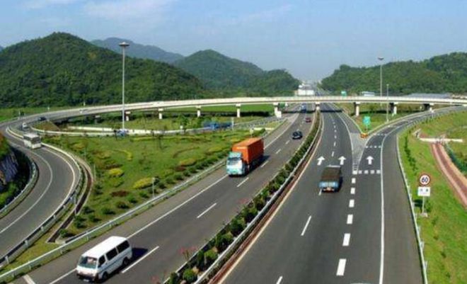 中國最新路交通邁向高效便捷新時代