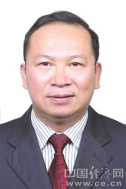 來賓市委常委最新名單揭曉，與自然美景的親密之旅