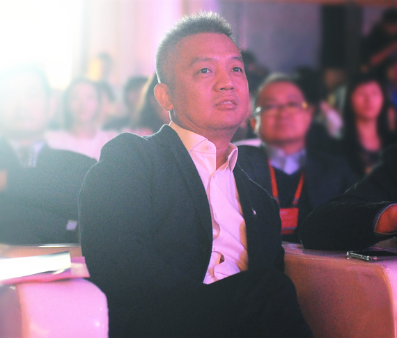 傅亦臣杜阮瑜最新免費美食探秘——小巷中的秘密天堂