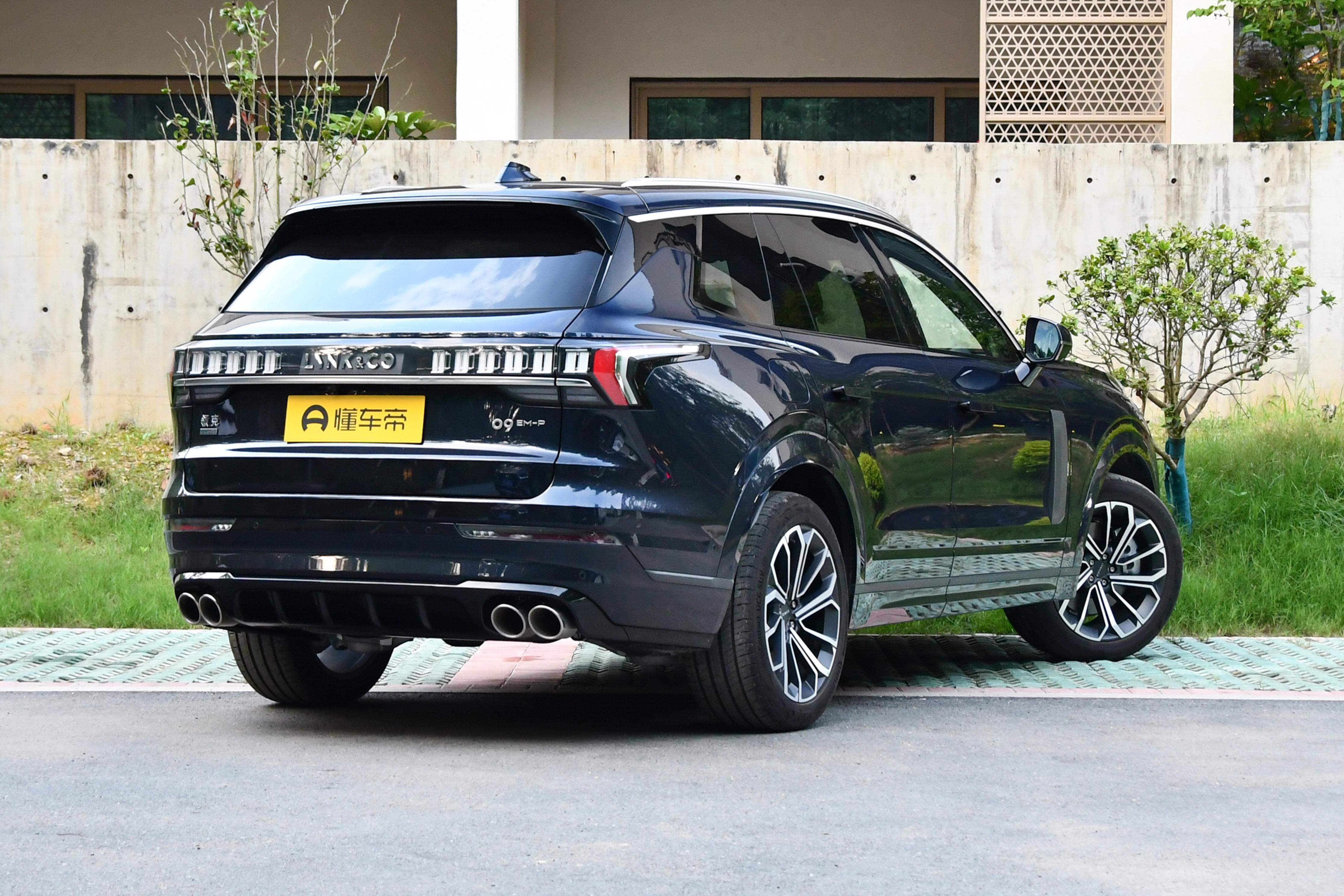 吉利領(lǐng)克最新動態(tài)，共舞大自然，啟程心靈之旅