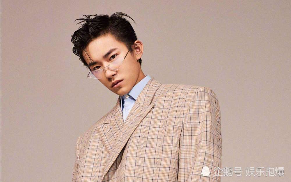 易烊千璽最新電視劇，城市友情的閃耀之光