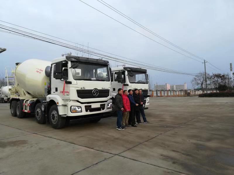 96陜汽輕量化最新款，科技引領(lǐng)運(yùn)輸未來(lái)革新